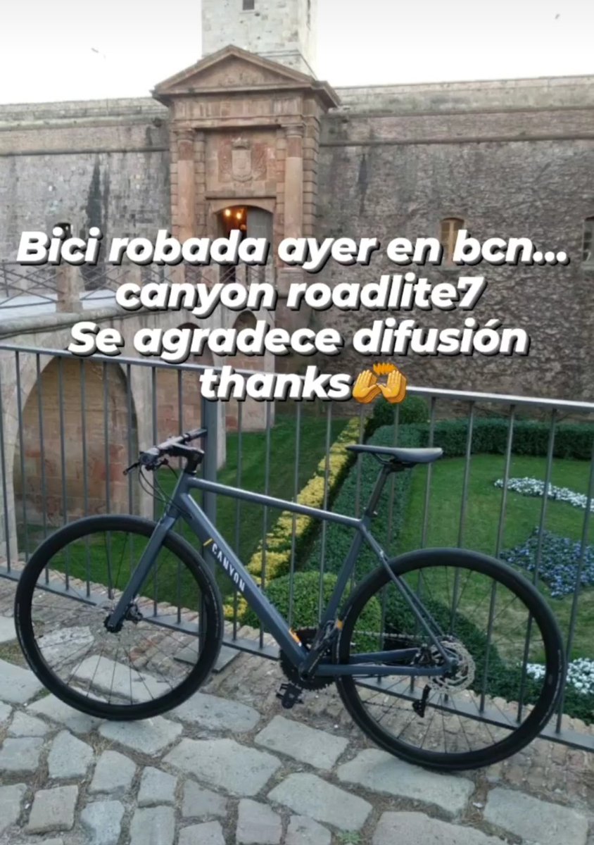 maitefotografia's tweet photo. Bici robada ayer en Barcelona
Se agradece difusión... @AdlbBarcelona @bacc_cat https://t.co/zI3vfBnTzR