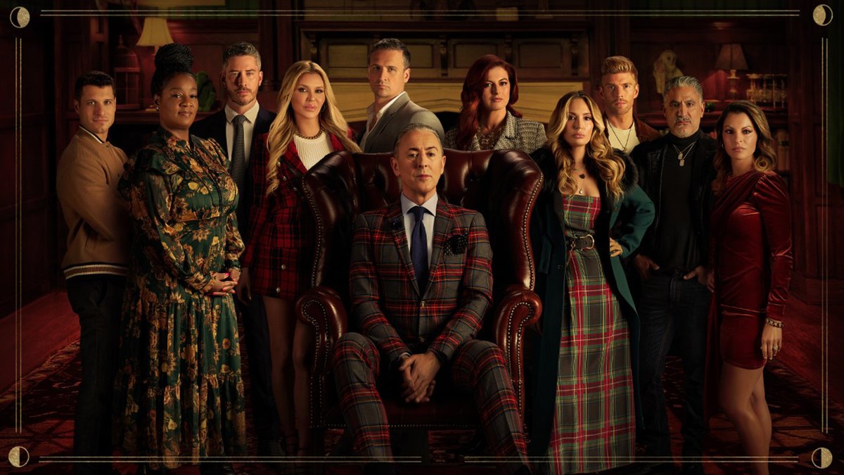 bbcpress's tweet image. 🚨 O come all ye Faithfuls... this is NOT a drill 🚨 

The Traitors US is coming to @BBCiPlayer - tomorrow, Friday 13 January!

And you'll be able to watch on @bbcthree and @BBCOne very soon too...

More info ➡️ bbc.in/3VYC2VW