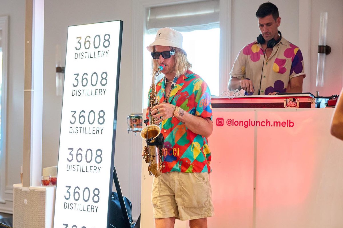 HypedMedia's tweet photo. Some great shots by @miketarrphotography from the Sorrento Summer Sunset Party hosted by The Long Lunch Melbourne @longlunch.melb over the weekend held at @thecontinentalsorrento Our Hyper Posters were used to showcase client branding throughout the event. #hyperposters https://t.co/O5qHJmd8im