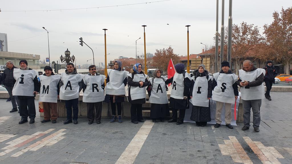 celalettinsgb's tweet photo. İmarAffı MüjdelerOlsun 
Milyonlarca kişi af bekliyor
Kamu Zararı yoksa Kendi tapulu mülkümüze yapılan evler için Geniş Kapsamlı #imarBarışı  
düzenlemesi bekliyoruz.Duyun bizi 
@RTErdogan
@dbdevletbahceli
@Mustafa_Destici
@mustafaelitas
@AlaattinCakir07 https://t.co/9lILEUJLNy
