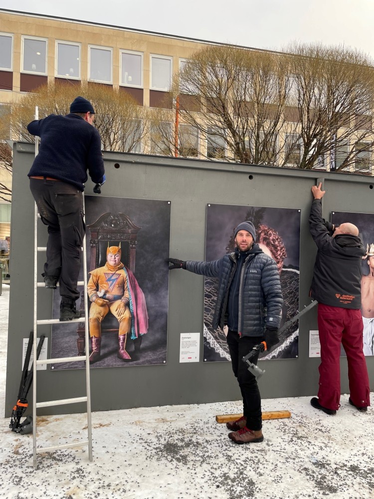 Fotoutställningen Ikoner visas i Östersund mynewsdesk.com/se/destination…