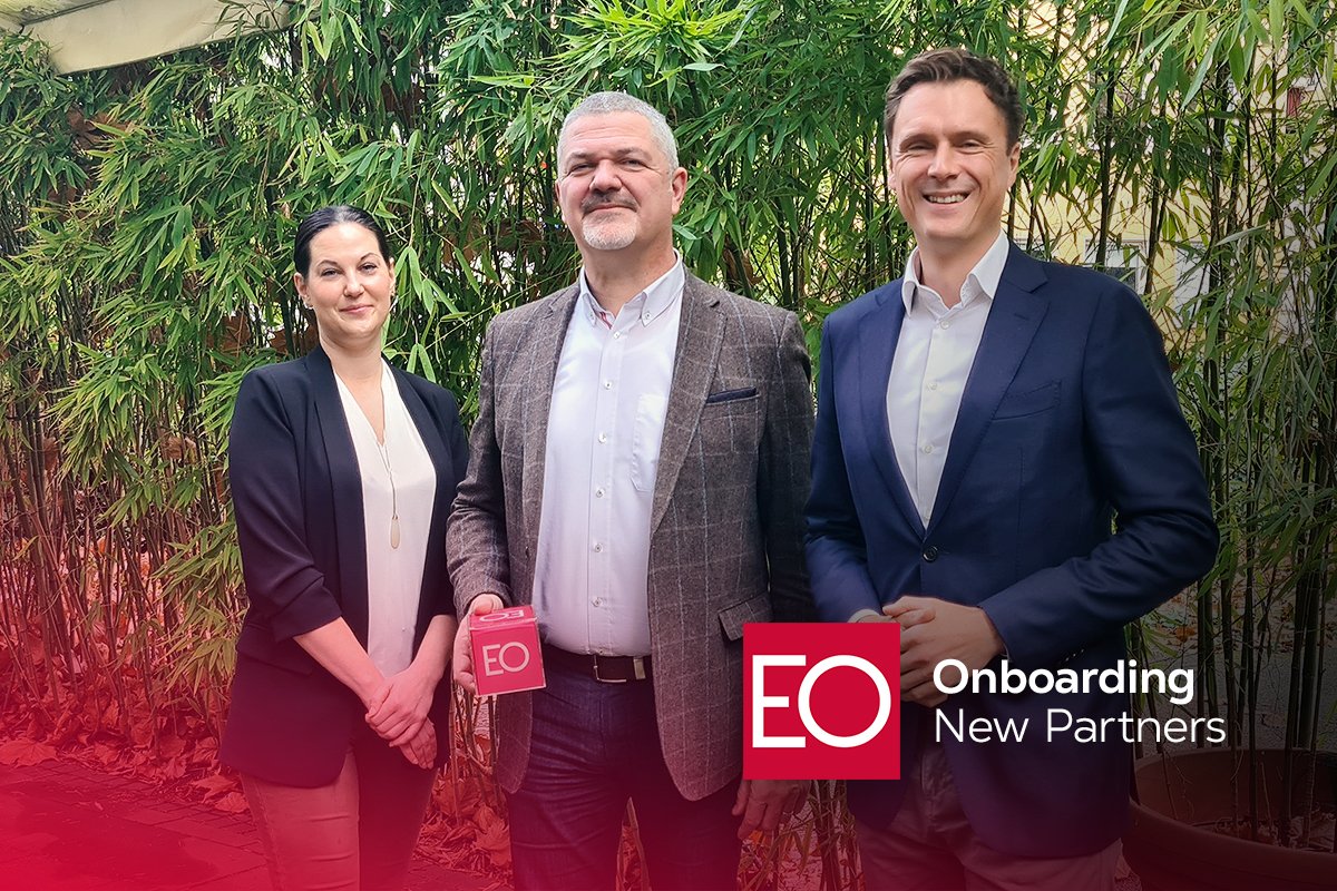 🖼️ Erster Onboarding-Tag in Köln: Wir freuen uns, dass Andrea Beckel (Senior Consultant), Wolfgang Beeck (Partner) und Klaas Koolman (Partner) seit dem 01. Januar 2023 Teil von EO Executives sind. #𝗛𝗲𝗿𝘇𝗹𝗶𝗰𝗵𝗪𝗶𝗹𝗹𝗸𝗼𝗺𝗺𝗲𝗻👏