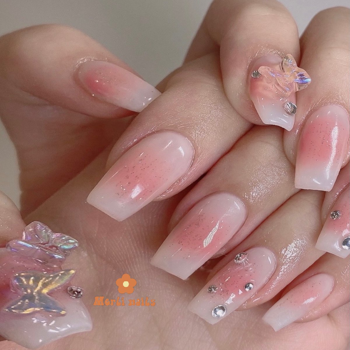 Merli_nails's tweet photo. Pinky Butterfly Nails by Merli Nails Nha Trang
❤ 𝑨𝑹𝑻 𝑵𝑨𝑰𝑳 - 𝑾𝑨𝑿𝑰𝑵𝑮
📍𝔸𝕕𝕕𝕣𝕖𝕤𝕤: 𝟒𝟑𝐀 𝐁ạ𝐜𝐡 Đằ𝐧𝐠, ���𝐡ướ𝐜 𝐓𝐢ế𝐧, 𝐍𝐡𝐚 𝐓𝐫𝐚𝐧𝐠, 𝐊𝐡á𝐧𝐡 𝐇ò𝐚 𝟓𝟖𝟎𝟎𝟎
☎️ 𝟎𝟖𝟏 𝟗𝟒𝟗 𝟕𝟕𝟕𝟗 (WhatsApp)
#네일스나트랑 #Nail #Koreanails #waxing https://t.co/1vs8n0bxpB