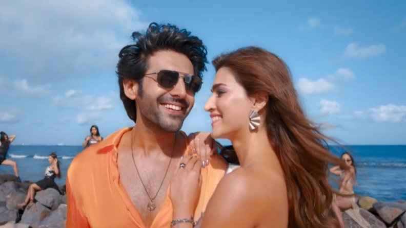Kartik Aaryan and Kriti Sanon Define Chemistry  🫡