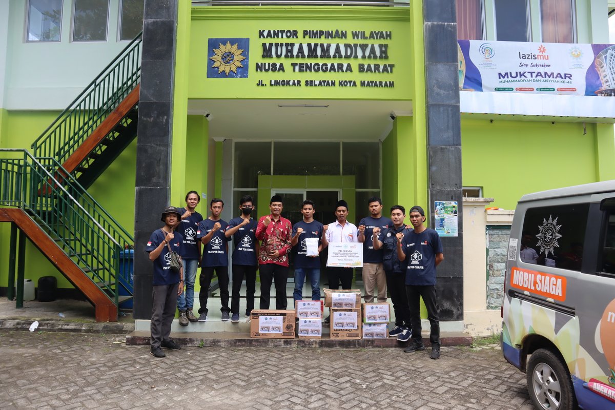 Lazismuntb's tweet photo. Lazismu NTB dan MDMC NTB mengirim Relawan Kemanusiaan menuju Cianjur - Jawa Barat.
Tim yang diberangkatkan sebanyak 7 orang, dimana tim ini akan bertugas selama 1 bulan.
Acara ini dilepas langsung oleh Ketua PWM NTB yakni Dr. H. Falahuddin, https://t.co/A4RrNH6a1I https://t.co/OTzWSYQfzb