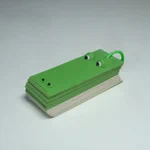 とてもかわいいリアルな形状!ワニの形の単語帳!