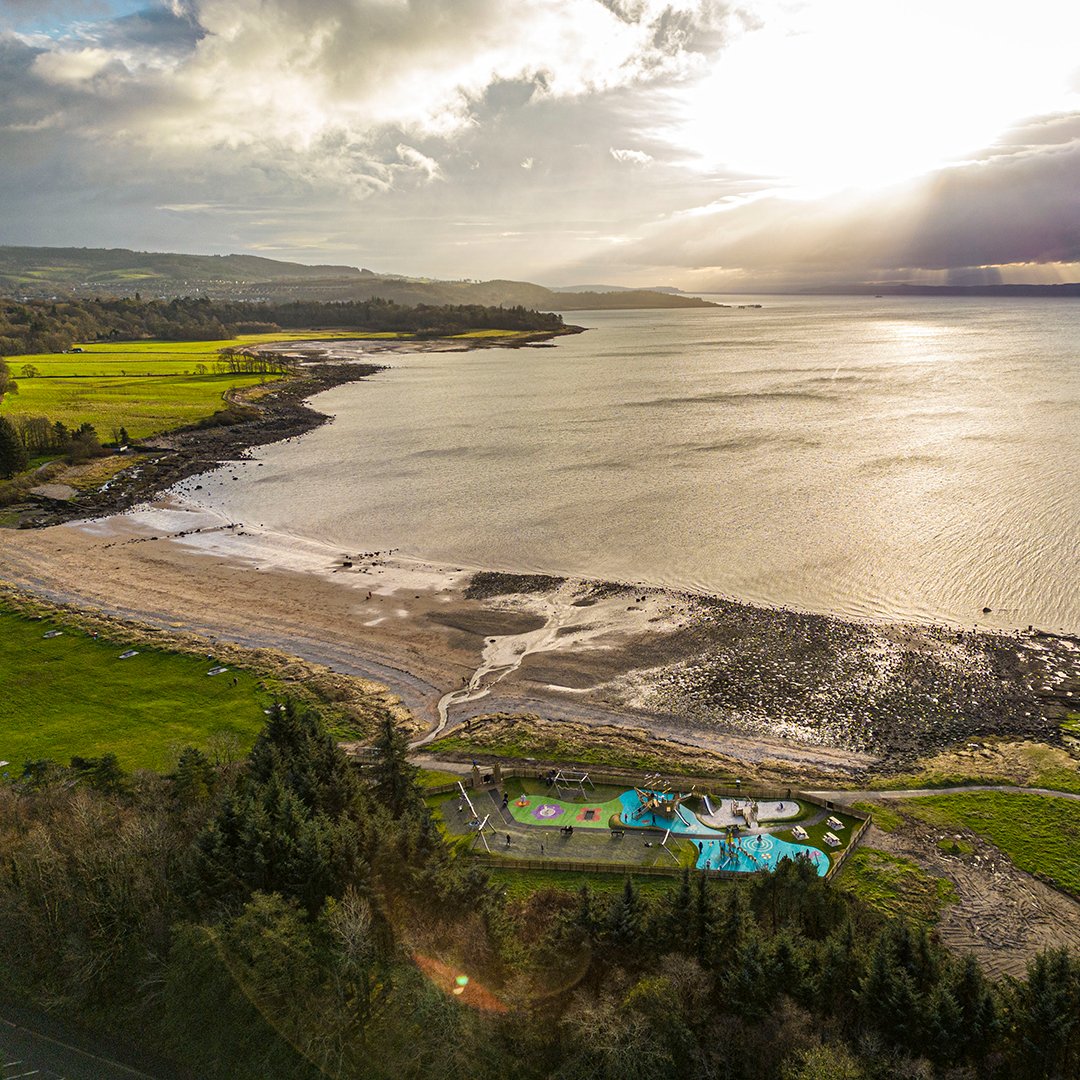 HawthornHeights's tweet photo. Playground locations don't come much better than this!
@inverclyde @Clydemuirshiel @discinverclyde @VisitScotland
#locationgoals #playground #scotland #inverclyde #views #landscape https://t.co/LDkq4Wg57m