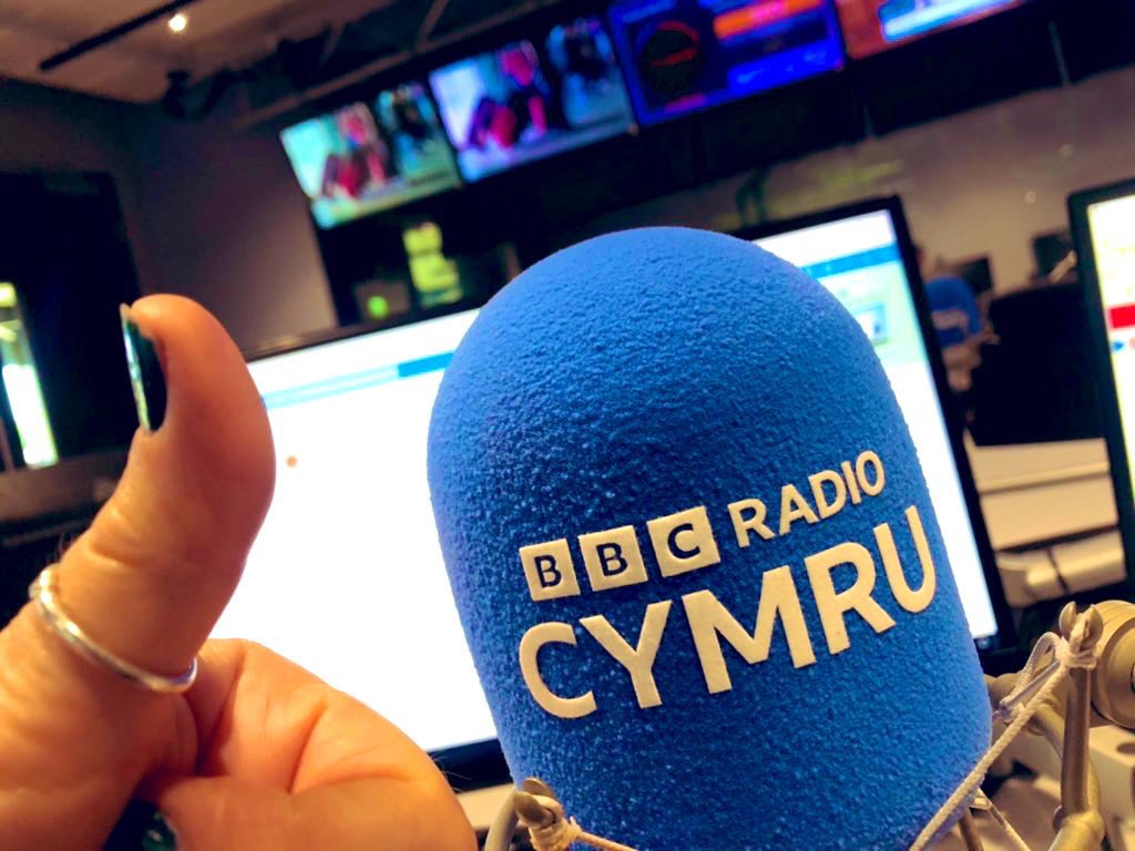 RealShanCothi's tweet photo. Os i chi am wrando nβol ar Bore Cothi @BBCRadioCymru mi oedd sgwrs Alwyn Humphreys am fywyd a champweithiau Mozart yn wych! #cyfansoddwrymis stori ddiddorol iawn am farwolaeth Mozart da fe sy werth ei chlywed. BBC Sounds amdani! #bbcsounds #borecothi #mozart #athrylith #lacrymosa https://t.co/nvkfInK45v