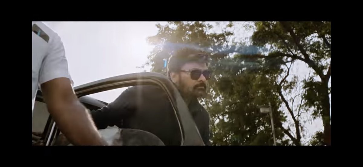 Sir_Jhon_Uncle's tweet photo. Screen Presence.          Screen Penalty 

#VeeraSimhaReddy 
#WaltairVeerayya https://t.co/opL3xgF8VB