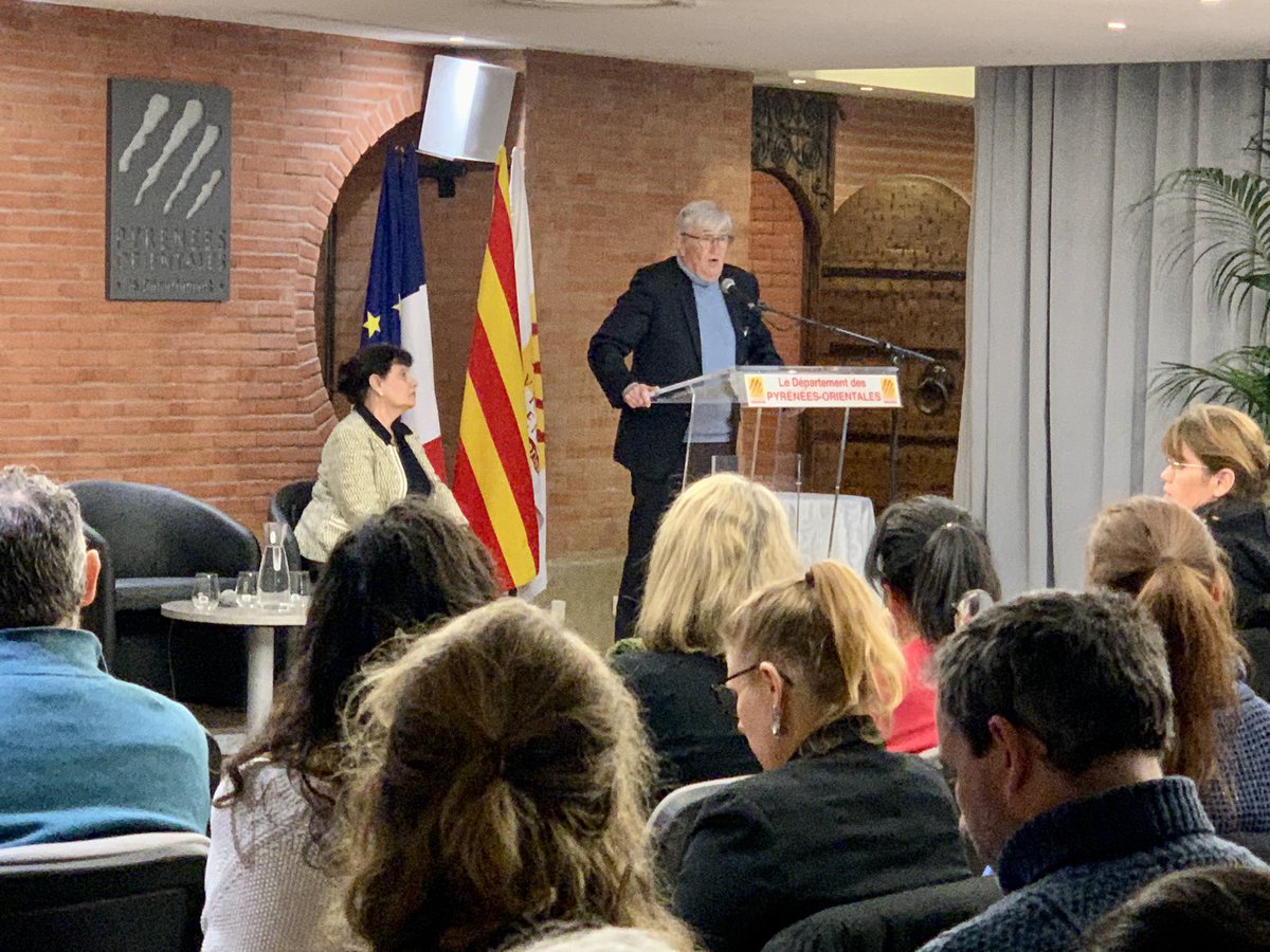 _Falbala's tweet image. Quand la #Cominterne et la #Déontologie organisent une conférence sur la laïcité pour les agents du @leDepartement66
#Laicite #Conférence #fraternité