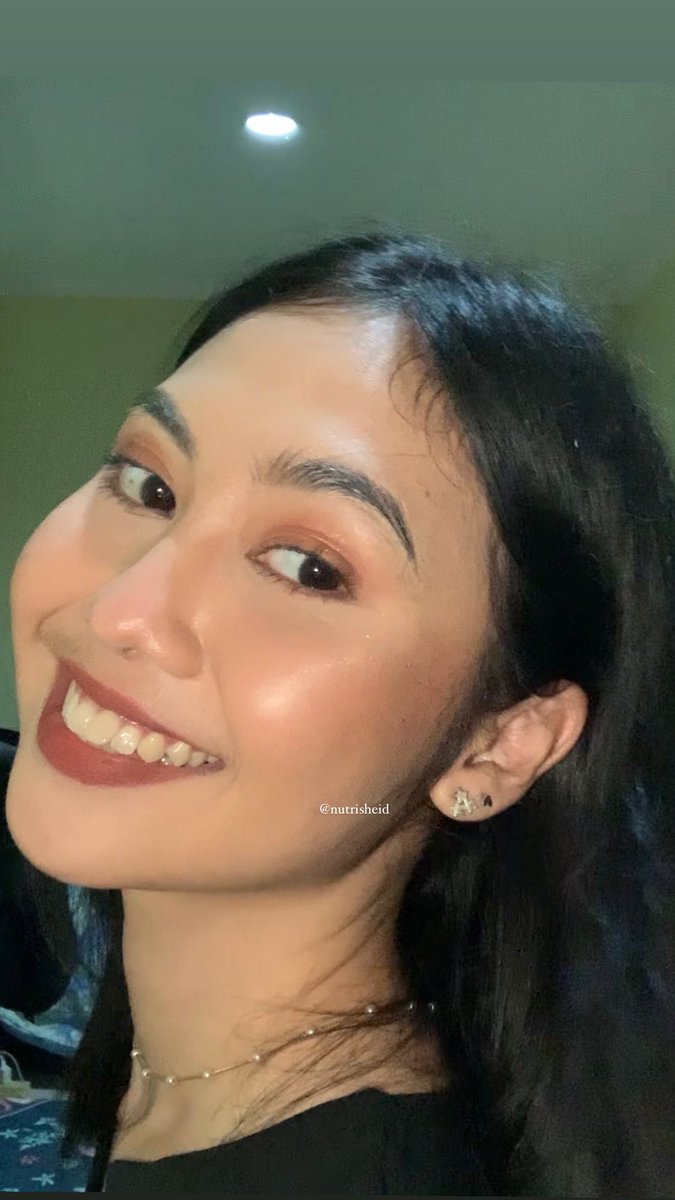 nutrisheid's tweet photo. bersihin muka sambil skincare-an? pernah kepikiran gak sih Nubae? 🤔

before:                        after: https://t.co/RBdUqme7Vc