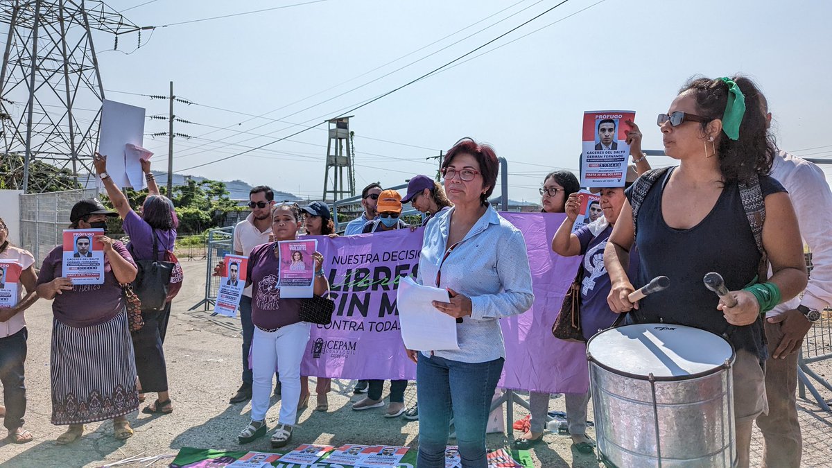 ✊🏾 ¡Nos mantenemos vigilantes!
Exigimos #JusticiaYVerdad para #MaríaBelénBernal.
¡Elizabeth Otavalo no está sola!