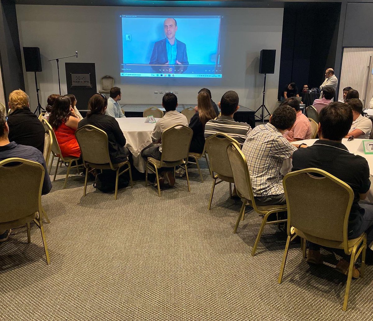 MacroFacultad's tweet photo. #EnEsteMomento 

En el Hotel Casino de Talca se reúnen tod@s l@s colaboradores de @ingUtalca para analizar y debatir en torno a la planificación institucional y a los desafíos de la Facultad para los próximos 3 años (2023 a 2025) 💪

Pronto más información  🔜 

#IngenieríaUTalca https://t.co/pYZ9xcBaFO