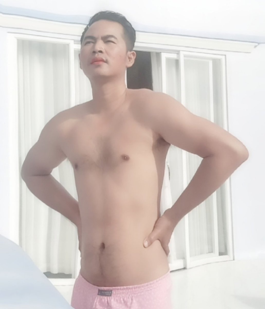 SuVency's tweet image. ចង់មានសង្សាដូចគេហា.