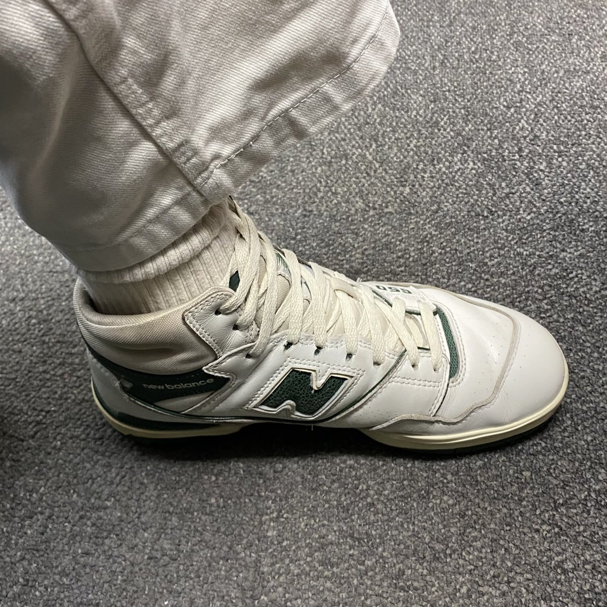 shortboyslim's tweet photo. love these shoes https://t.co/5LBz4pEVZh