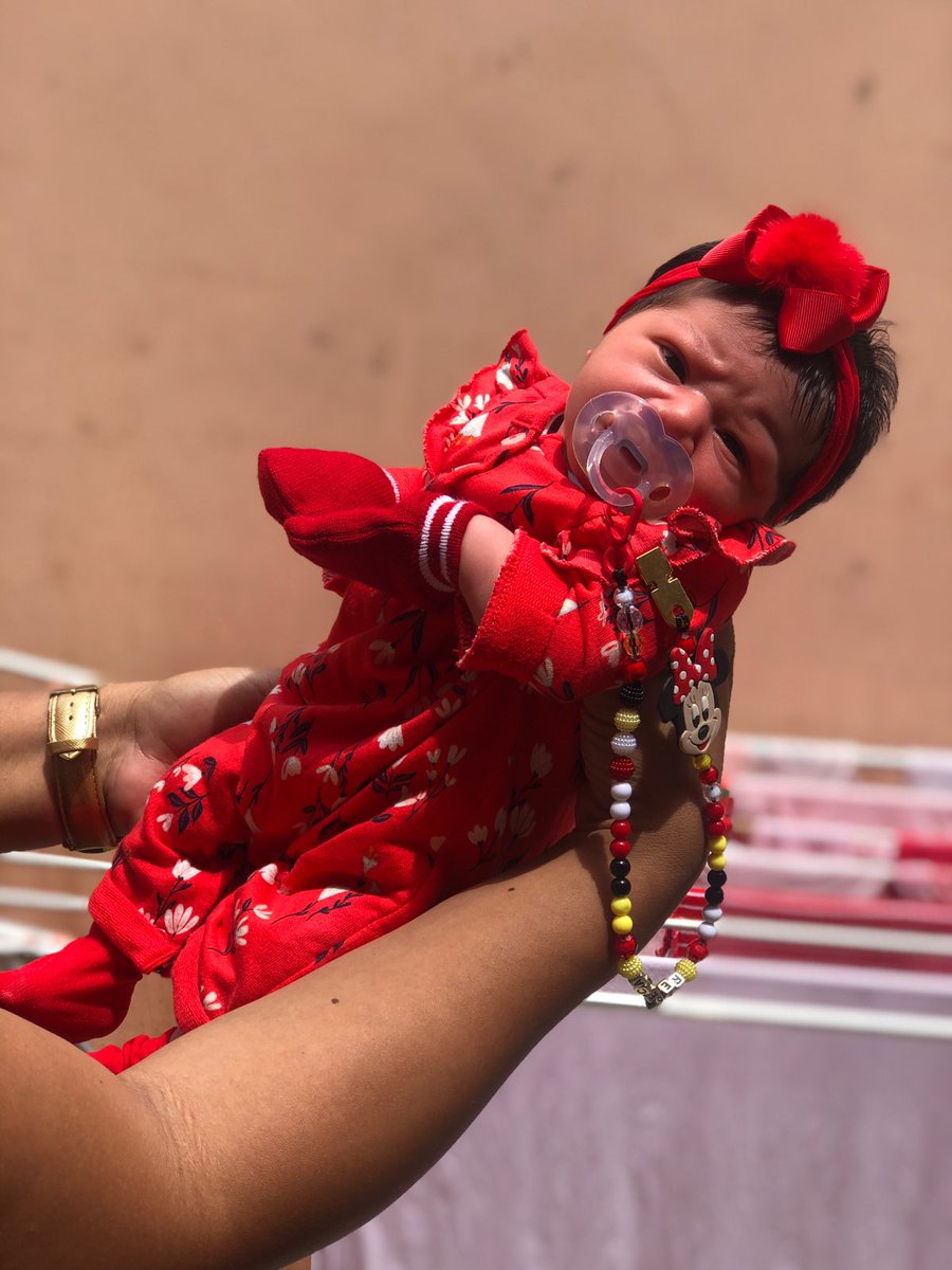 Pollyb1b2's tweet photo. Por esta filha orava eu, e o senhor ouviu a minha oração ❤️🙌🏾🥰👶🏽 https://t.co/ymlBtREM5O