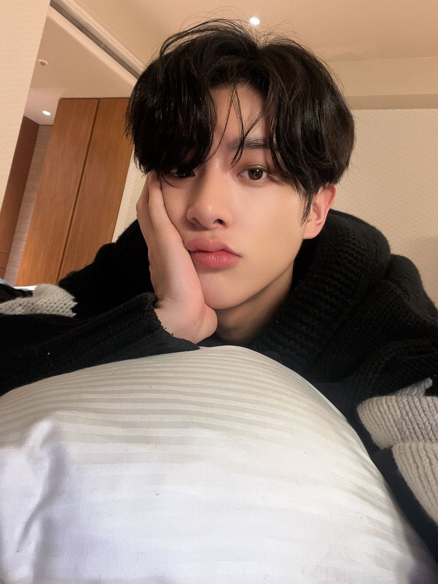 sthythinker's tweet image. 