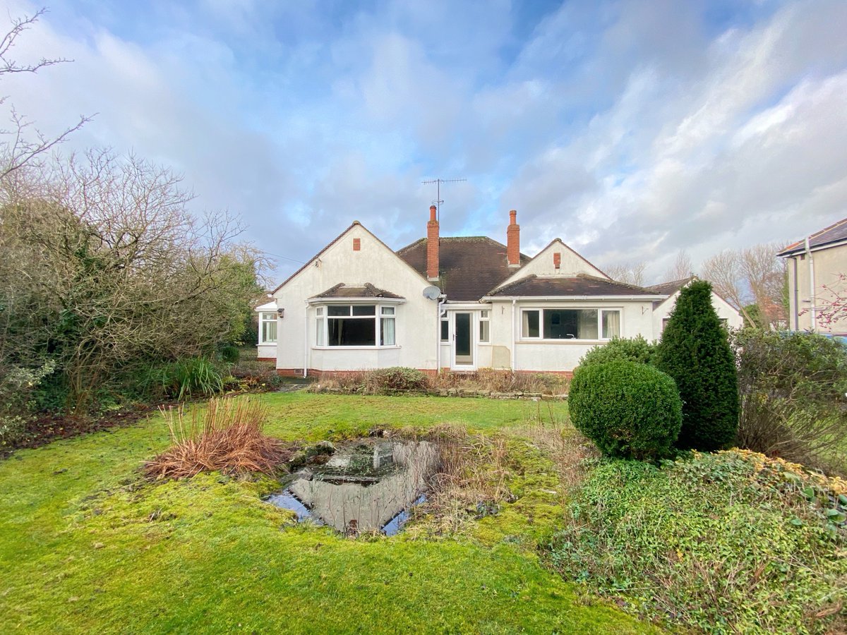 ribstonpip's tweet photo. 🏡 New Property alert 🏡
NGL this property will require renovation, but it has soooo much potential and is priced to reflect the works required.
📍Duncorval, The Homestead, Menston, LS29 6PB
£485,000 ⛓ Chain free
#homesforsale #LS29 #renovation #chainfree https://t.co/QQemt0uQB8