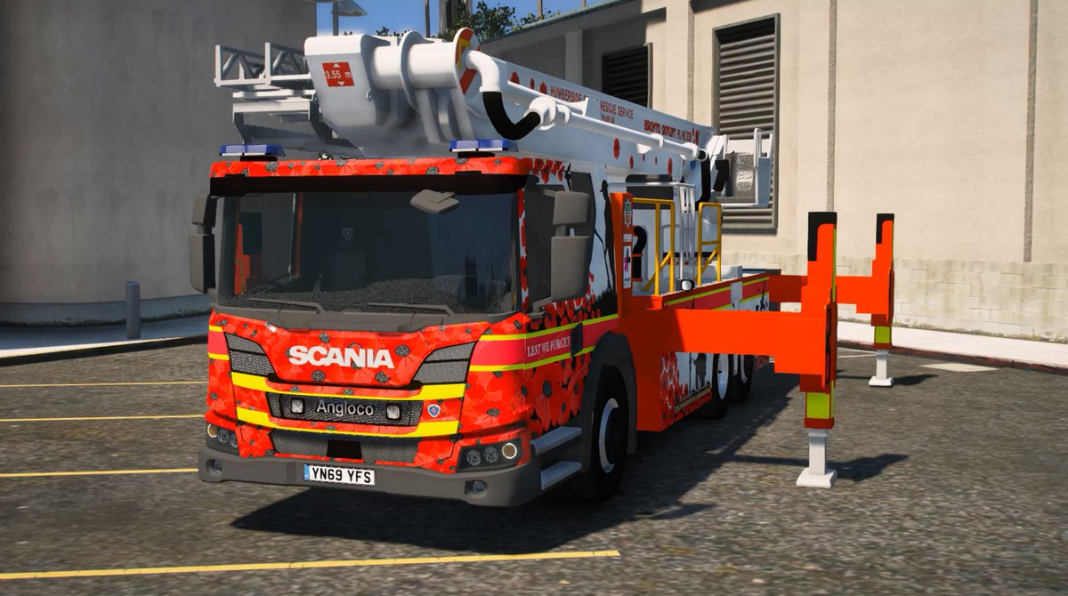 H_Ash_AM's tweet photo. My latest model! @HumbersideFire's beautifully wrapped Remembrance ALP, recreated in GTAV!

https://t.co/OVIRju8kdM https://t.co/iCCcASkcXc