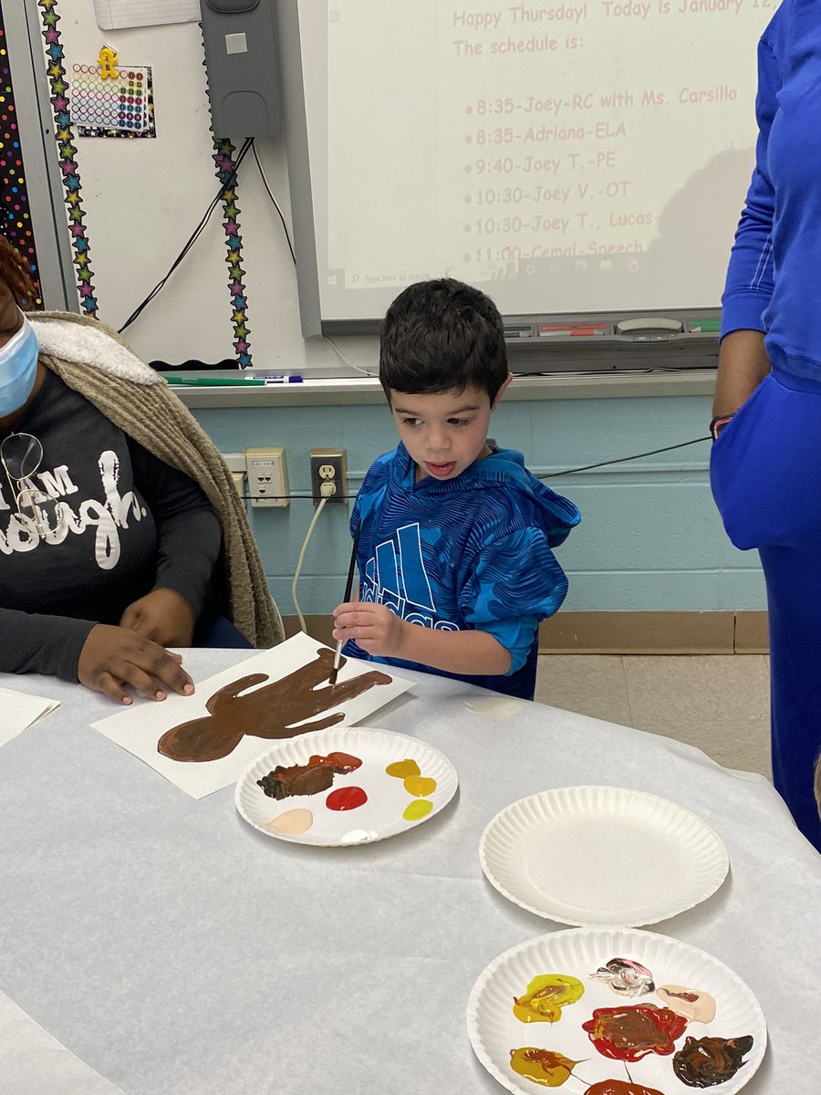 Jeanisap's tweet photo. The Colors of Us!  Different on the outside but filled with kindness on the inside. @PrincipalFNB https://t.co/GzLoeHosjq
