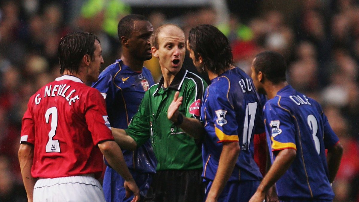 afcstuff's tweet photo. Arsène Wenger in April 2019: “We lost our status as Invincibles against Man Utd in a game where referees shared some of the responsibility. It wasn’t deserved. When I die, I’m going to ask God where the referees are before I choose between heaven &amp; hell.” #afc https://t.co/O0HdkQS8DH