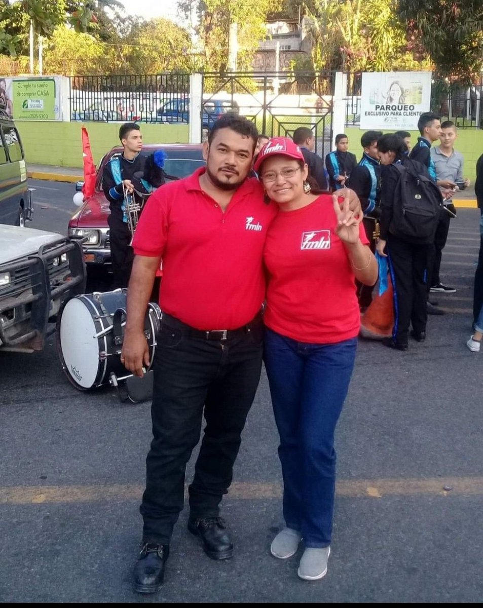 MarcosM34602122's tweet photo. Buena actuación  de esta activista,basura del FMLN https://t.co/RjMkHmfIIh
