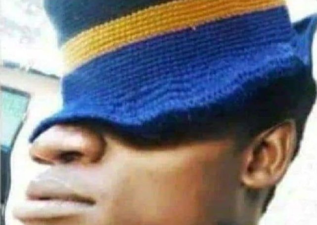 GATO56rte's tweet photo. Nipee ugali plain ,na uniekee nyimbo ya mboso 😂😂💔 https://t.co/Jne6BoEc9k