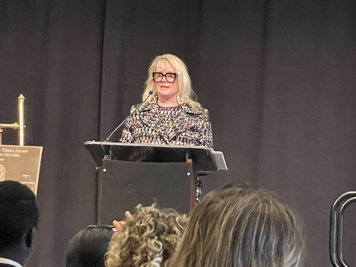 Honored to be a guest of the <a href="/SCaquarium/">South Carolina Aquarium</a> at the <a href="/YWCAChasSC/">YWCA Greater Charleston</a>  #MLK breakfast where the theme was “Do the work.”

#MLKcelebration #DoTheWork