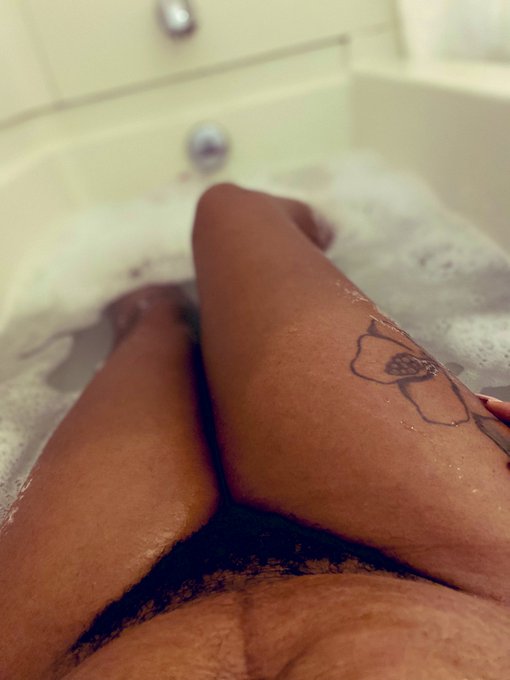 Good morning 😉 horn dogs make sure you bust a nut today 💦 https://t.co/sVjyUnCcym<a href="/tag/sexy"class="tags"><span>#sexy</span></a><a href="/tag/ebony"class="tags"><span>#ebony</span></a><a href="/tag/twerk"class="tags"><span>#twerk</span></a><a href="/tag/sugarbaby"class="tags"><span>#sugarbaby</span></a><a href="/tag/cumforme"class="tags"><span>#cumforme</span></a><a href="/tag/onlyfansgirl"class="tags"><span>#onlyfansgirl</span></a>
