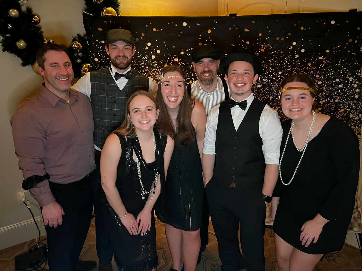 TwistBioscience's tweet photo. #TwistBoston looking dapper bringing back the roaring 20’s! What a fantastic night of fun. #WeMakeDNA #antibody #antibodydiscovery https://t.co/aoWMyqFz00