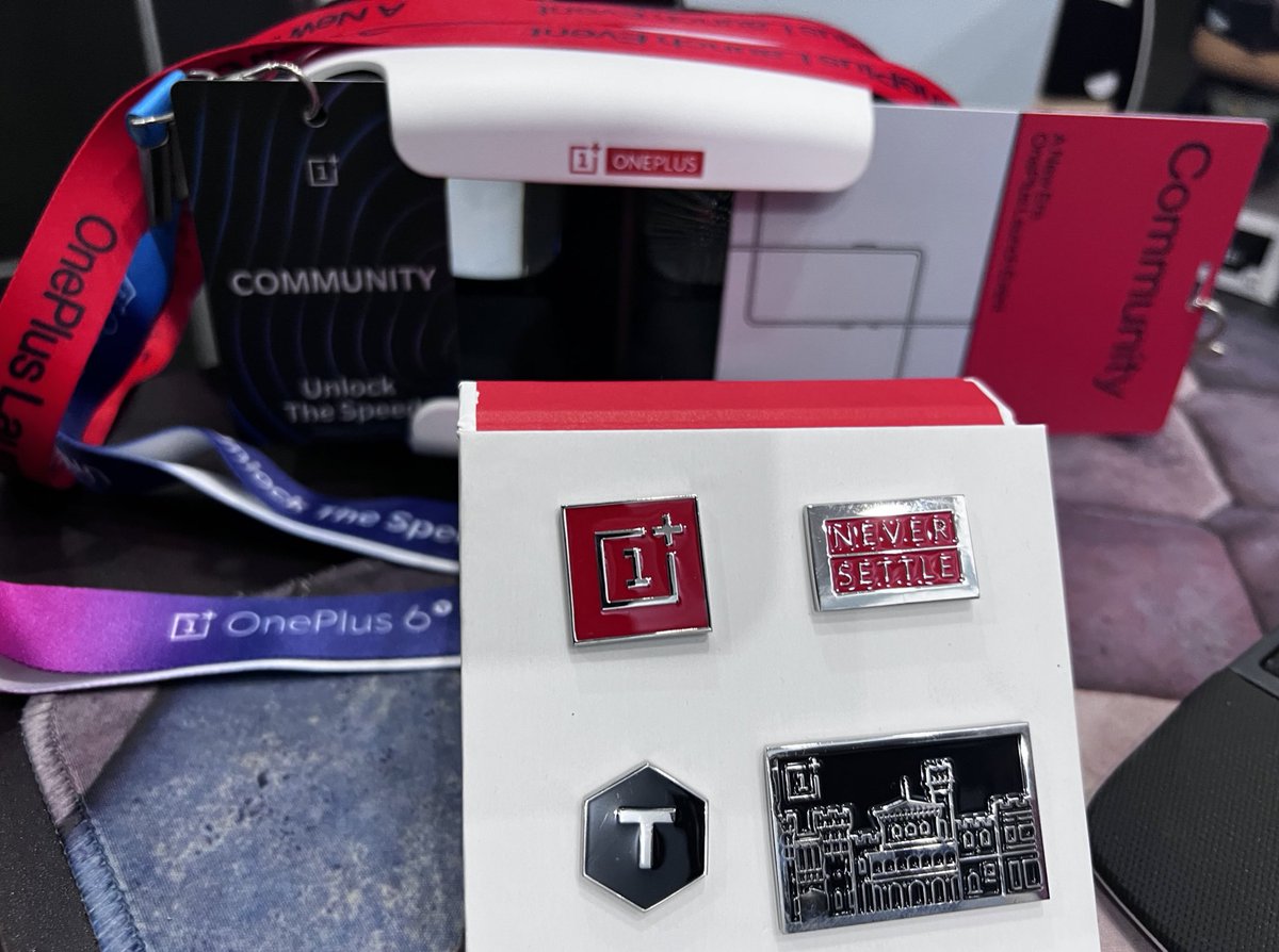 amit161996's tweet photo. @OnePlus_IN #IAMCOMINGBACK still got them https://t.co/Ifj6C7puGW