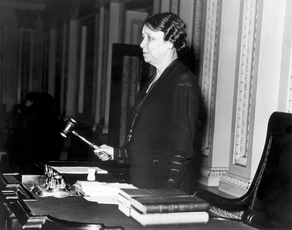 On This Day: In 1932, Hattie Ophelia Wyatt Caraway, a Democrat from Arkansas, became the first woman to be elected to the US Senate. Caraway had been appointed to the Senate two months earlier to fill the vacancy left by her late husband. #D86Curriculum
history.com/this-day-in-hi…