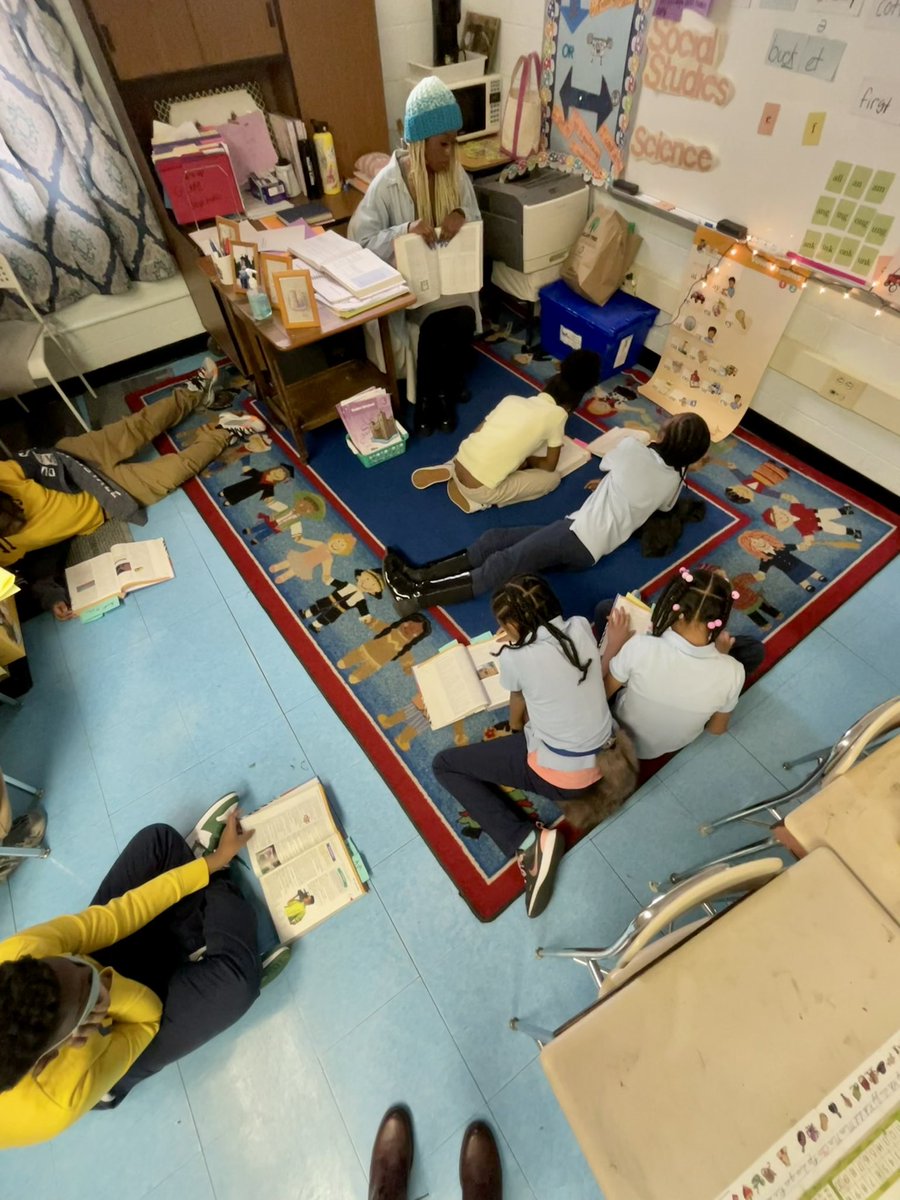 Gardenville211's tweet photo. Never underestimate the power of the dictionary. @Gardenville211. @BaltCitySchools https://t.co/xchXb1lXvm