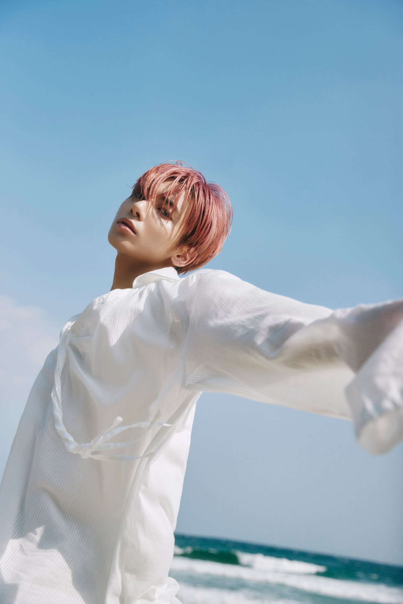 FmR9aW-acAEYMmv?format=jpg&name=large