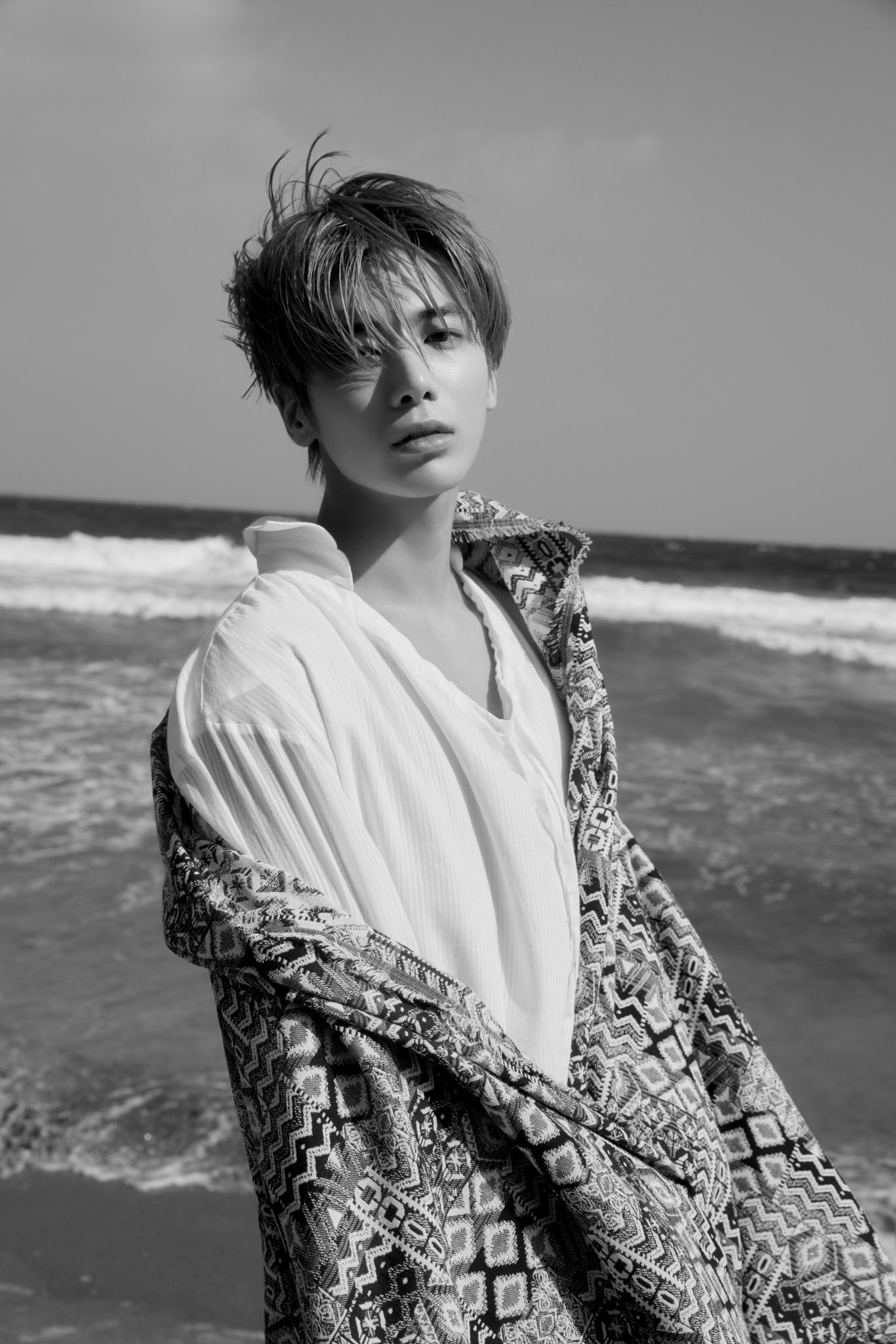 FmR9bm4acAEalee?format=jpg&name=large