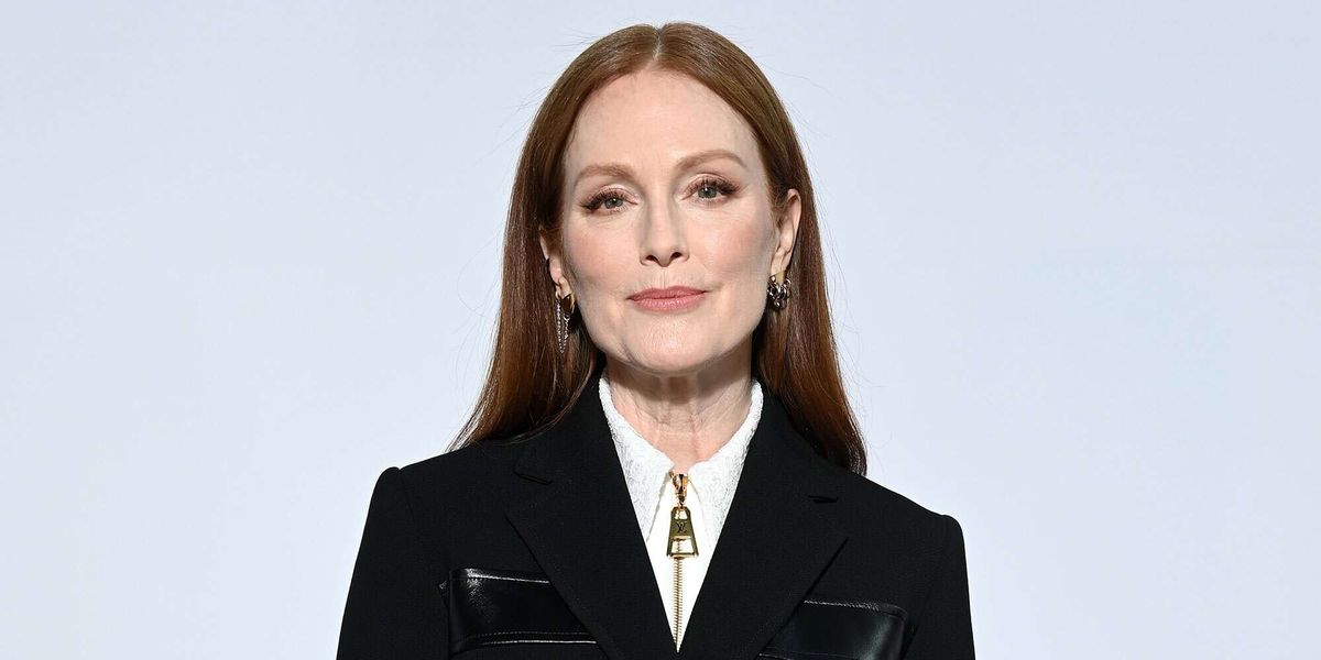 Julianne Moore has revealed that a film industry figure once told her(02)