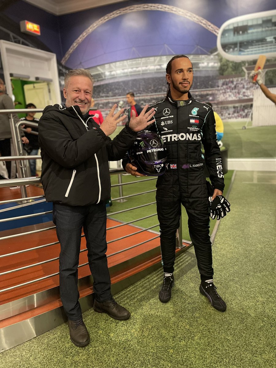 PedroMolena's tweet photo. @LewisHamilton https://t.co/QXqMPTBrIg
