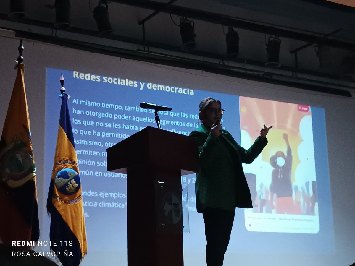 ROSITACALVO's tweet photo. #JorcomVII y #SIGNA 
Las representaciones y construcciones de la #Paz🕊
Redes sociales y el futuro de la política 
 #CarreraDeComunicación  #carreradediseñomultimedia 💙💛 @upsalesiana @InDi_UPS https://t.co/puwngUnAvy