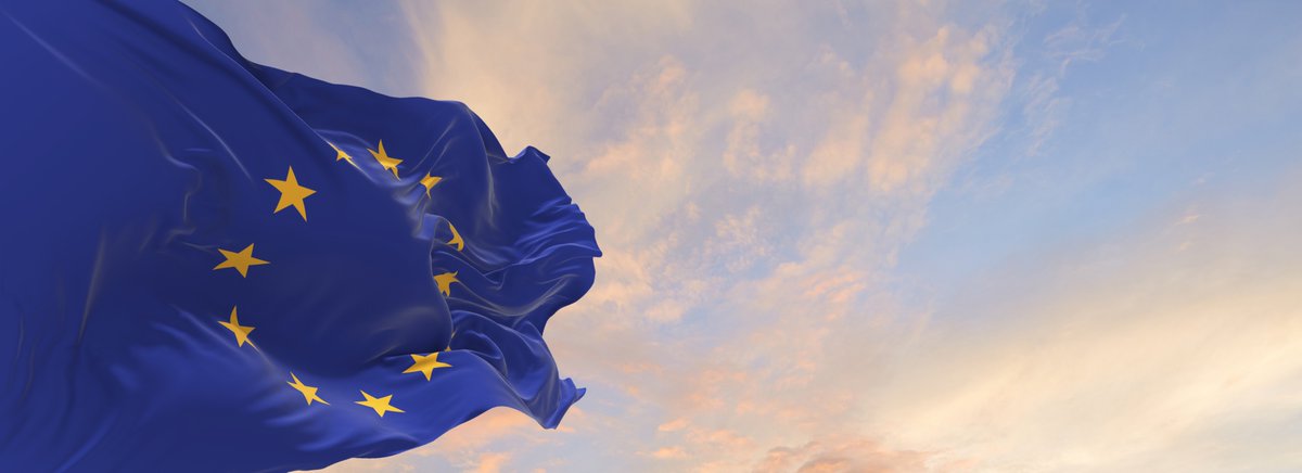 IEBilbao's tweet photo. La #UE va a publicar en septiembre OPOSICIONES GENERALES #AD5. Se pueden presentar titulados universitarios de cualquier ámbito. Las condiciones son excelentes: puesto de funcionario/a, salario inicial de unos 4.500 euros mensuales... https://t.co/Q5JWjOUauk #oposicionesUE https://t.co/TCcJpYeTAe