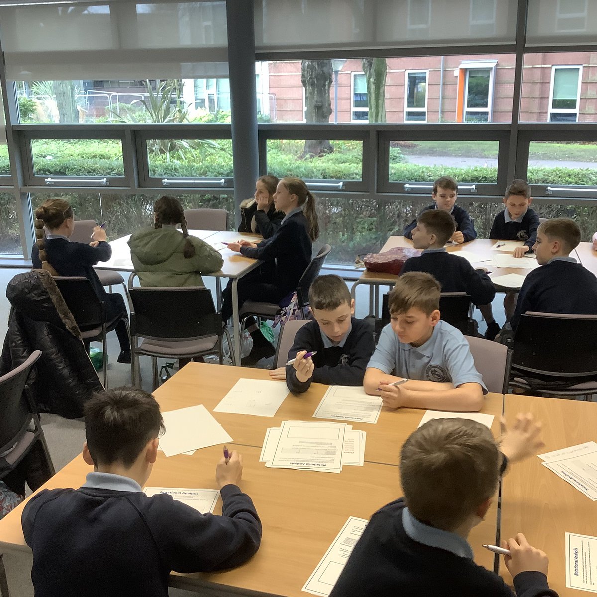 BarrowClass's tweet photo. Our first taster session is Sport Analysis - great for our many football fans in 6PB 😄👍⚽️@EHU_FOE @St_Wilfrids_CE @LT_Trust https://t.co/xuOqimLNzY