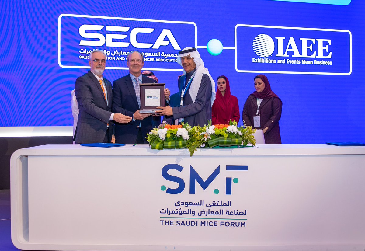 "بالتعاون الذي تم مابين <a href="/SECA_SA/">SECA | الجمعية السعودية للمعارض و المؤتمرات</a> والمنظمات الدولية الحاضرة صنعنا قيمة مضافة وركيزة لصناعة المعرفة والثقافة في قطاع المعارض والمؤتمرات" 

يوسف الصايغ | نائب رئيس مجلس الإدارة 
#الملتقى_السعودي_لصناعة_المعارض_والمؤتمرات