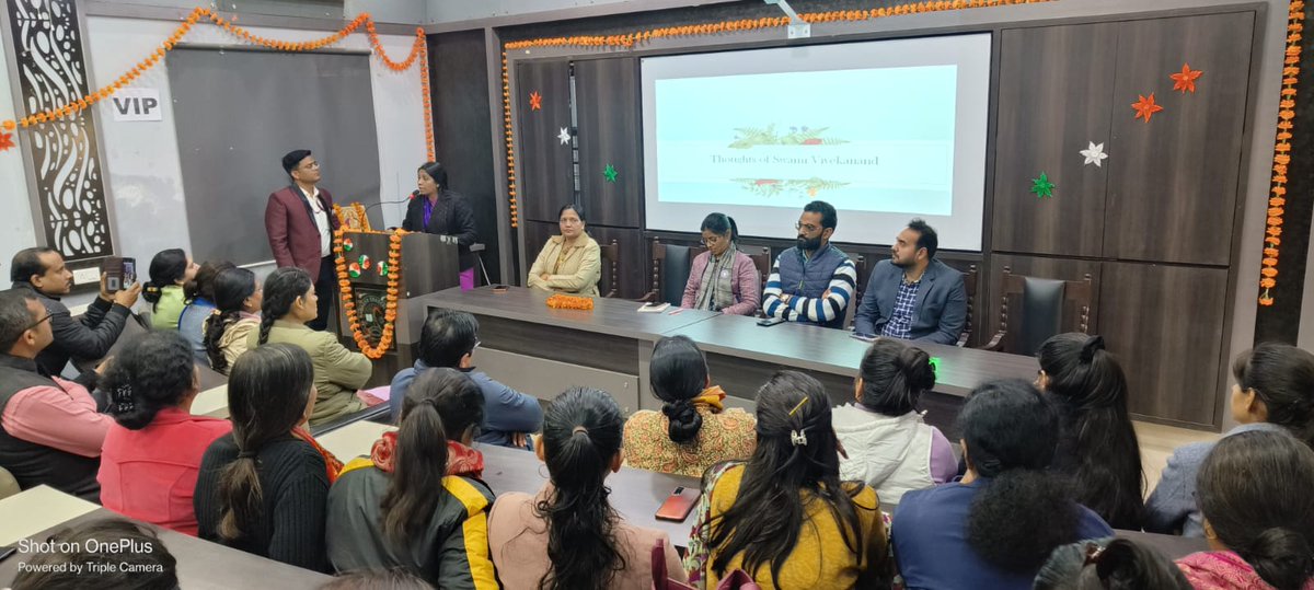 lbs_pg's tweet photo. लाल बहादुर शास्त्री पीजी महाविद्यालय की राष्ट्रीय सेवा योजना द्वारा स्वामी विवेकानन्द जयन्ती (युवा दिवस) के उपलक्ष्य पर कार्यक्रम आयोजित किया गया। 
@lbs_pg @NssRajasthan @YASMinistry @SPBhatnagar4 @drdschahar @NSSRDChandigarh https://t.co/g6mTt50V2f