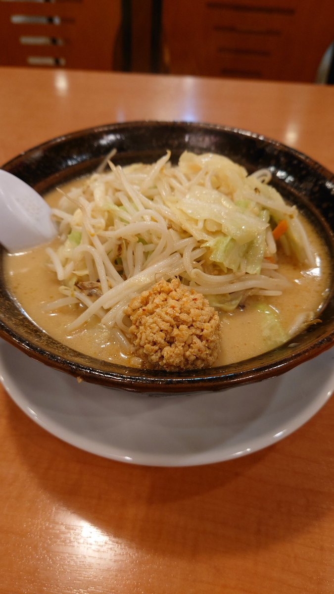 走った後はやっぱり温かいラーメンだね🍜
岡崎市の北のれんに来ました!