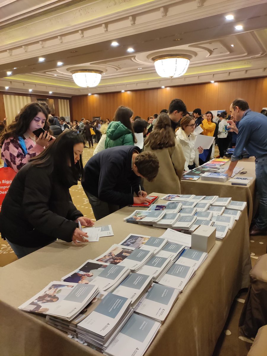 También estamos en Toledo con <a href="/Universityday/">University Day</a> resolviendo todas las dudas sobre los estudios que la #UCJC ofrece 😉📚 #UCJConTour