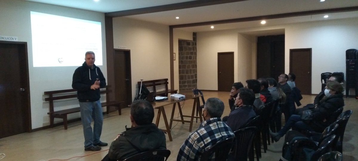 Emaus Quito - Ecuador tweet media