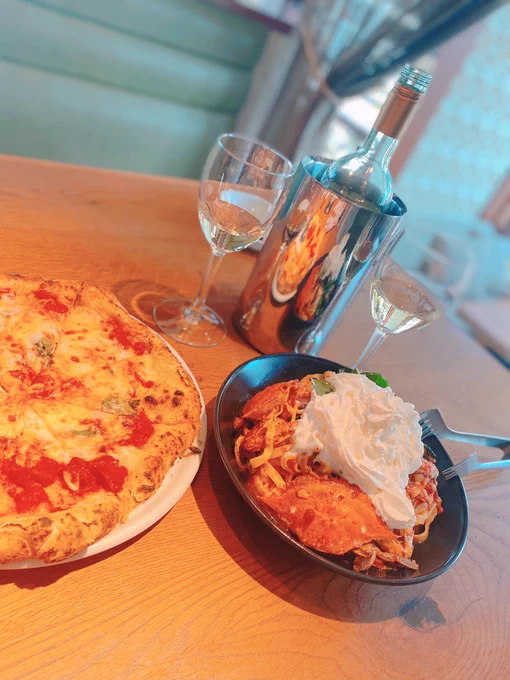 ママまおにゃとランチいてきた!!!!やっと!!!チュール(酒)くえた!! 