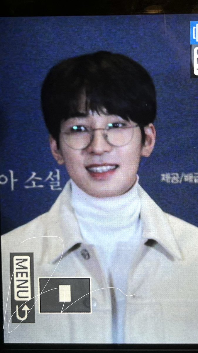 htgdmw's tweet photo. 230112 CGV

#SEVENTEEN   #원우
#세븐틴               #WONWOO https://t.co/MCN0zGqu4s