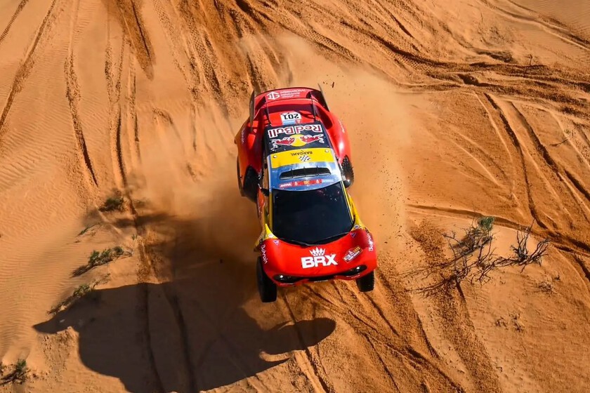 kjrepuestos's tweet photo. ¡Titánico! Sébastien Loeb encadena su cuarta victoria de etapa consecutiva para seguir apurando el Dakar https://t.co/5OMONmWrda https://t.co/mkRzjBdfZC