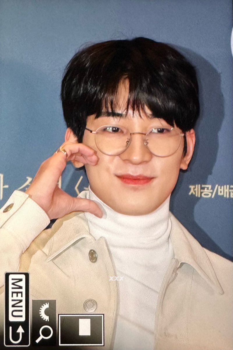 hosh1maoy's tweet photo. wonuuu                    WONWOO https://t.co/x0f9EKBfGU