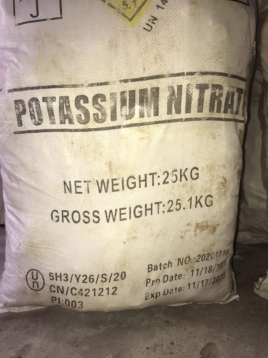 MalachyChimaobi's tweet photo. Potassium nitrate, carbide, electrodes and any types of chemicals you need contact me 08159016994 you can also WhatsApp me thanks https://t.co/PutMWq9RhO
